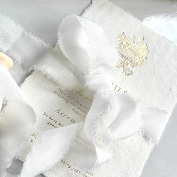 5 m handgefärbtes Seidenband, „WHITE“, hand dyed silk ribbon, hand dyed, plant dyed silk robbon
