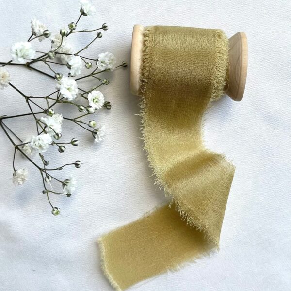 5 m handgefärbtes Seidenband, „GOLD“| handgefertigtes Seidenband | Seidenband | hand dyed silk ribbon, hand dyed, plant dyed silk ribbon