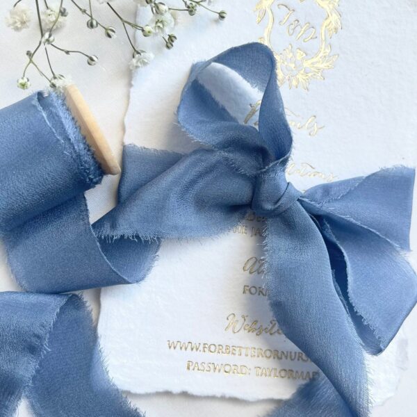 5 m handgefärbtes Seidenband, „LAGOON“| handgefertigtes Seidenband | Seidenband | hand dyed silk ribbon, hand dyed, plant dyed silk ribbon