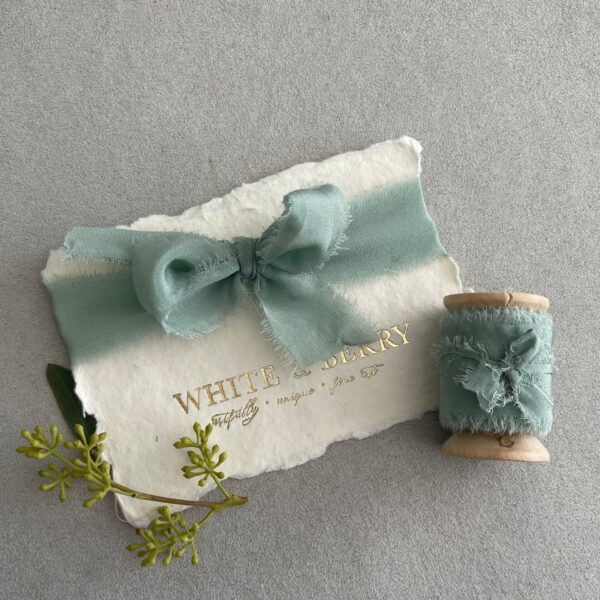 5 m handgefärbtes Seidenband, „LIGHT MINT“, hand dyed silk ribbon, hand dyed, plant dyed silk robbon