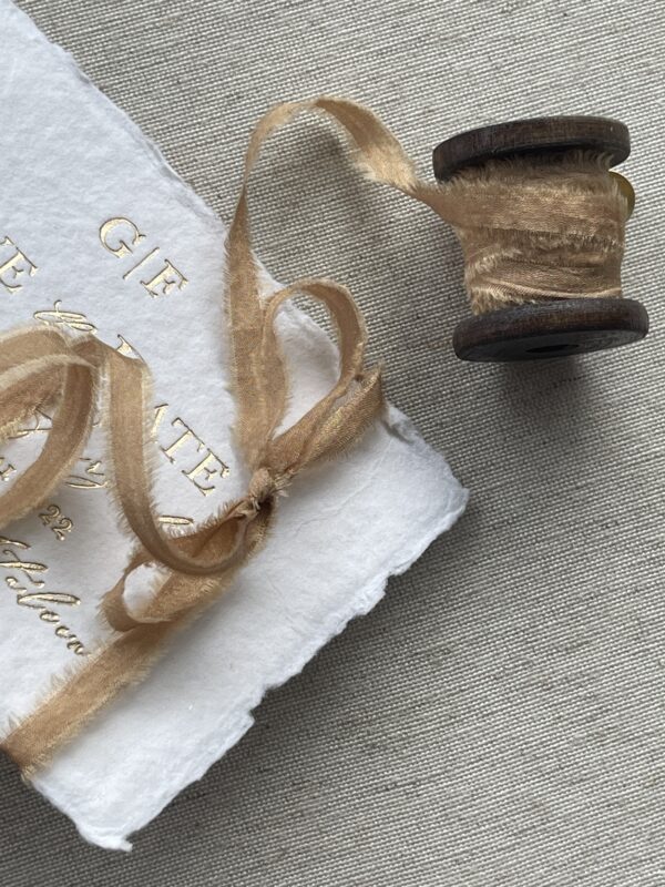 Seidenband Bronzegold